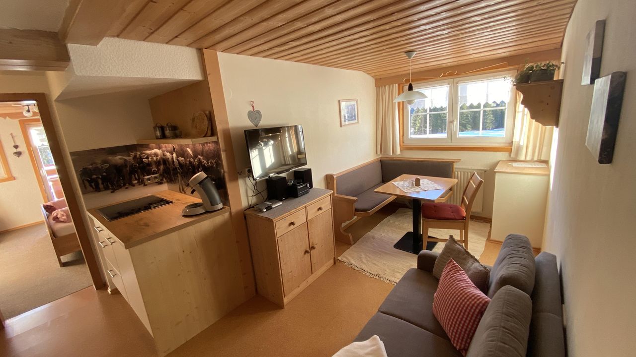 Zweiraumwohnung 8 Wohnraum Zweiraumwohnung 8 Wohnraum